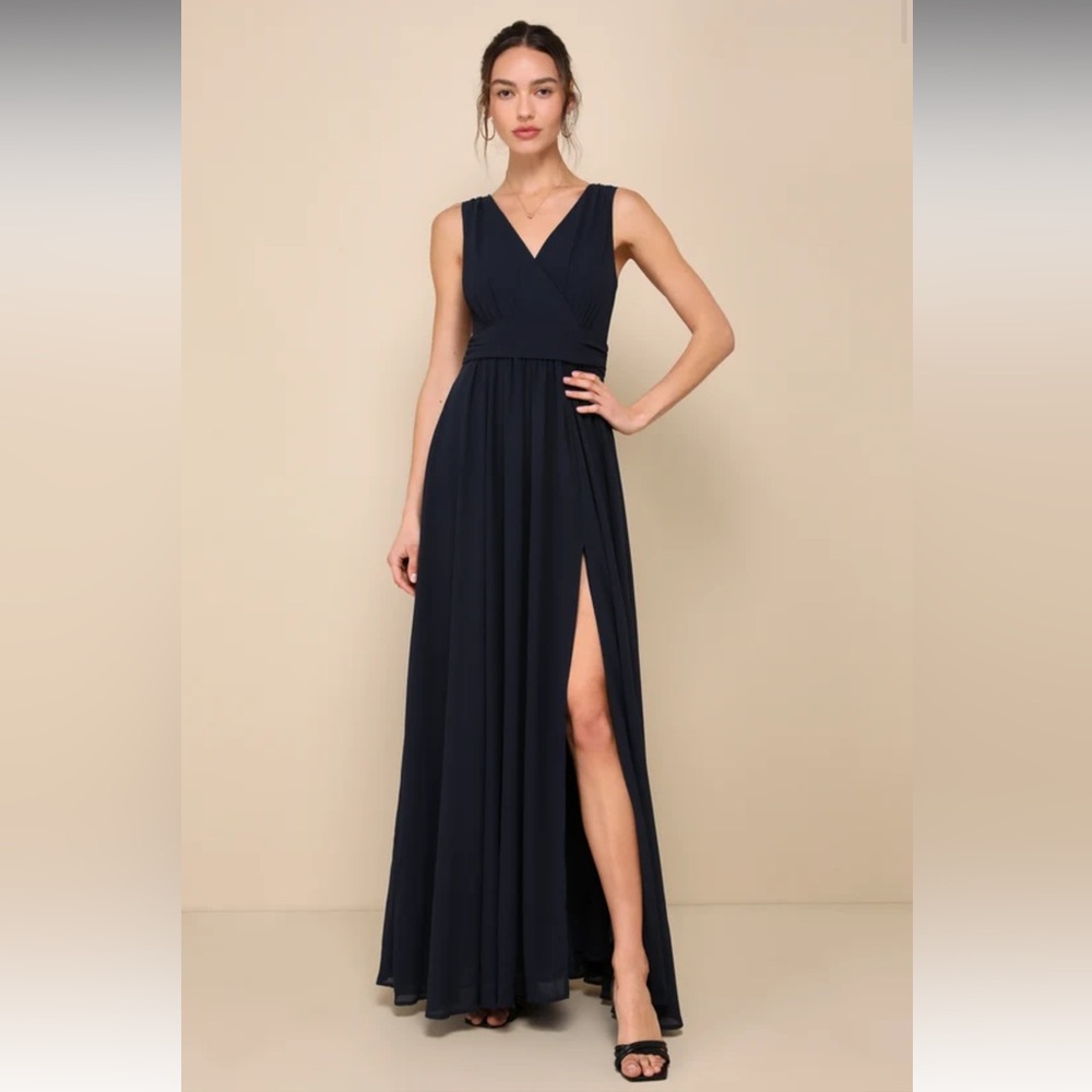 Lulu’s Thoughts of Hue Navy Surplice Dress S